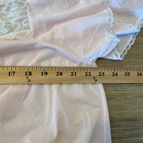 Shadowline Nightgown Women's Pink 1X Short Sleeve Lace Floral Cottage Prairie - Picture 9 of 10